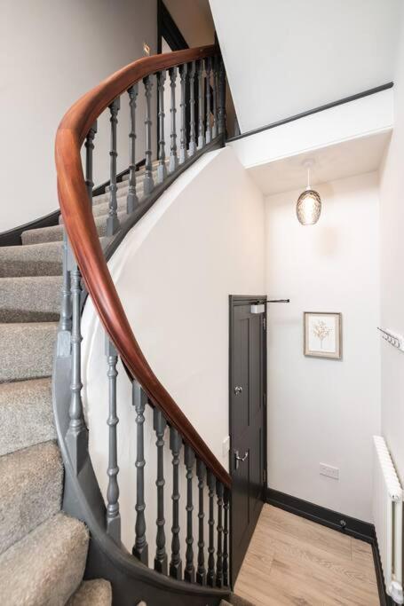 4 Castle Mews Διαμέρισμα Σαλισμπέρι Εξωτερικό φωτογραφία