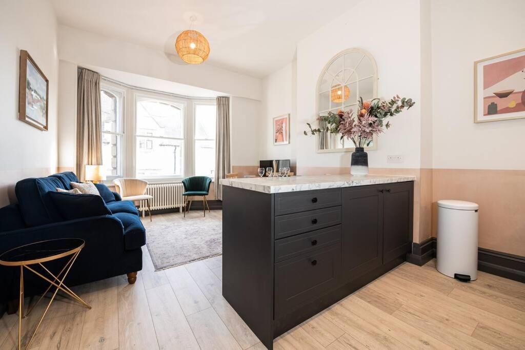 4 Castle Mews Διαμέρισμα Σαλισμπέρι Εξωτερικό φωτογραφία