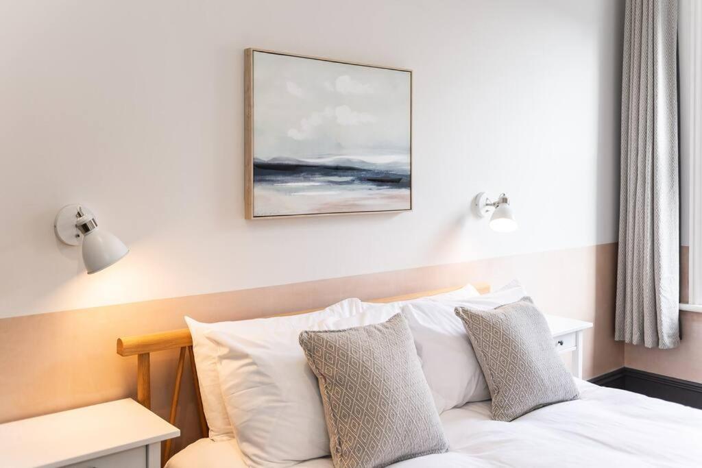 4 Castle Mews Διαμέρισμα Σαλισμπέρι Εξωτερικό φωτογραφία